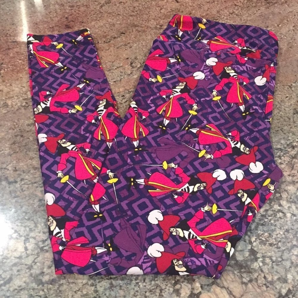 TC‎ NWOT LuLaRoe Leggings Disney H03 4369